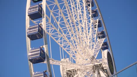 Looking-Up-at-Huge-Ferris-Wheel