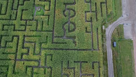 Mais-Maze-from-a-drone-perspective-in-Groningen,-Netherlands