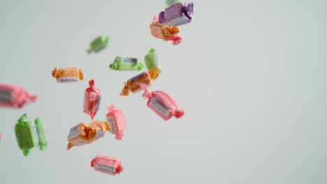 Confectionary-collides-mid-air-at-1,970fps-with-Phantom-camera