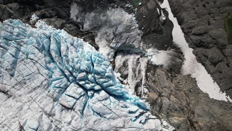 Nordische-Eislandschaft-Des-Gletschers-Hardangerjøkulen-In-Norwegen-Drohnenaufnahme