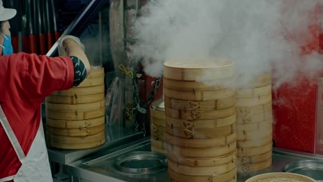 Asian-Chinese-Korean-street-food-steamed-pies