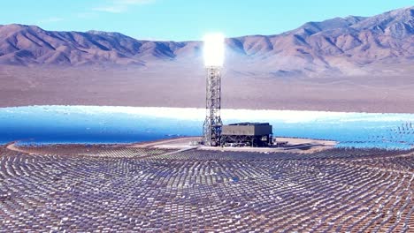 Antena-De-La-Enorme-Instalación-De-Energía-Solar-Ivanpah-En-El-Desierto-De-California,-Ee.uu.