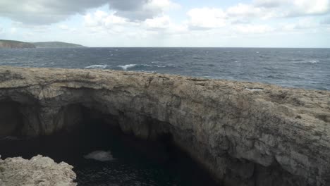 Panoramablick-Auf-Die-Armier-Bay-In-Mellieha-In-Der-Nähe-Der-Korallenlagune-Auf-Malta