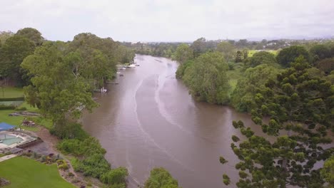 Aerial-panning-shot-of-Nerang-River-at-Ashmore-Gold-Coast,-Queensland-Australia