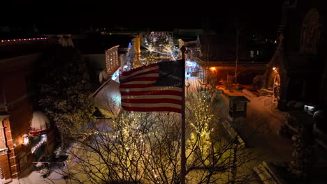 Amerikanische-Flagge-In-Der-Nacht