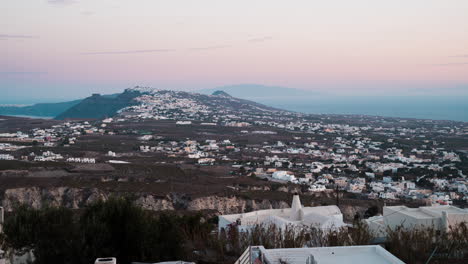 Sonnenaufgang-Auf-Santorini-Von-Pyrgos-Aus-Gesehen