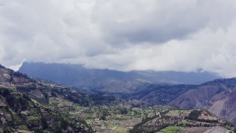 valley-up-to-huascaran-around-Yungay,-Ancash,-Peru---UHD