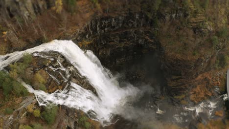 Luftaufnahme-Des-Wasserfalls-Skjerfossen