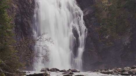 Storfossen-Wasserfall-In-Norwegen