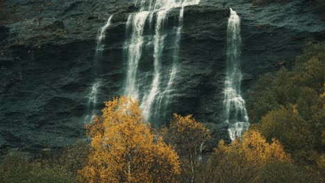 Thin-fog-hangs-above-the-waterfall-on-the-Aselvi-river