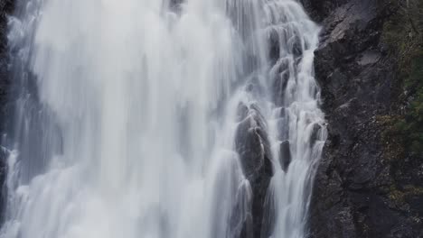 Storfossen-Wasserfall-In-Norwegen