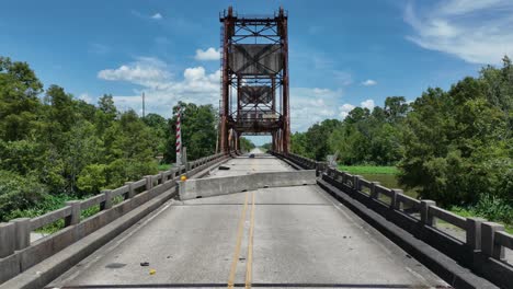 Geschlossene-Brücke-Zwischen-Louisiana-Und-Mississippi