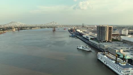 Luftaufnahme-Der-Mississippi-River-Bridge-In-Der-Nähe-Von-New-Orleans