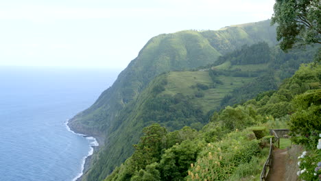 Viewing-Spot-at-Impressive-Cliffs-on-Sao-Miguel-Island-in-the-Azores
