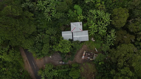 Aerial-zenith-view-of-a-house-in-the-middle-of-the-jungle-of-Boquete,-Panama