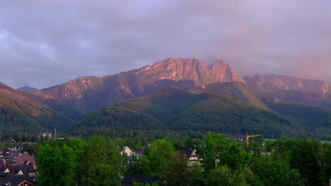 Sunset-view-of-the-famous-Giewont-Peak-in-the-Tatra-Mountain-Range-in-Zakopane,-Poland---Views-of-Europe---Smooth-4K-24FPS