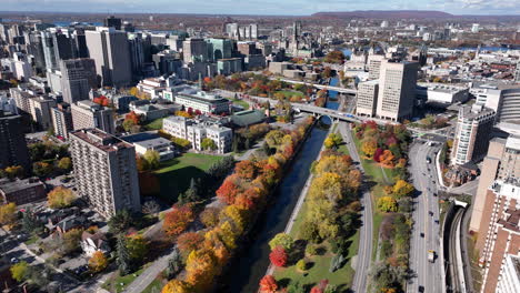 Schöne-Luftaufnahme-Von-Ottawa-Downtown-Canal-Herbst
