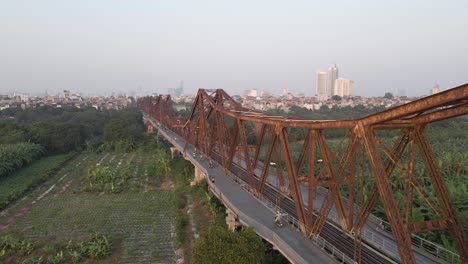 Motorcycles-run-on-Long-Bien-bridge---Hanoi