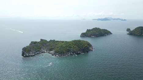 Cinematic-aerial-panoramic-landscape-view-of-islands-in-Ang-Thong-Marine-Park-Thailand