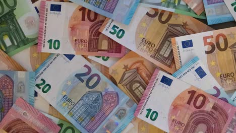 Fondo-De-Dinero-En-Efectivo-En-Euros-Giratorio