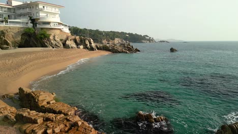 Platja-De-Aro-Girona-Costa-Brava,-Von-Gran-Beach-Bis-Rovira-Beach-Luftbilder-Ohne-Menschen-Am-Strand