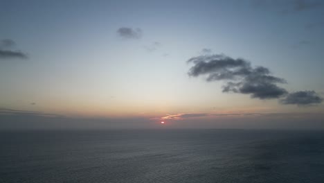 Indischer-Ozean-Sonnenuntergang-Am-Kusini-Beach-Ostinsel-Sansibar,-Tansania-Afrika,-Luftaufnahme