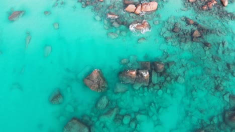 Luftaufnahme-Der-Schönsten-Strände-Und-Des-Türkisfarbenen-Wassers-Der-Seychellen