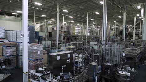 Wide-shot-of-large-packaging-factory