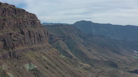 Drone-fly-of-mountains-and-canyons-in-gran-canaria