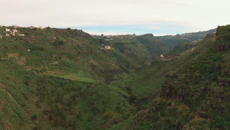Drone-fly-in-the-canyon-in-gran-canaria