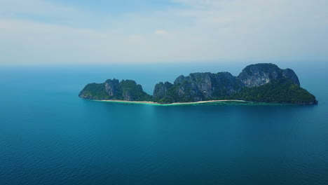 Drone-flight-to-Ko-Po-Island-in-Thailand