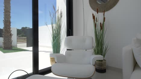 Bequemer-Sessel-In-Einer-Modernen-Villa