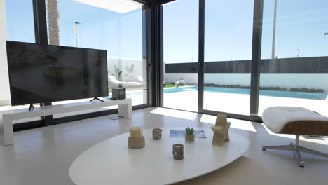 Luxus-Couchtisch-In-Einer-Modernen-Villa-In-Spanien