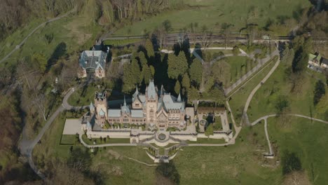 Drone---Aerial-shot-of-the-castle-Drachenburg-Siebengebirge-near-Bonn---Königswinter-25p