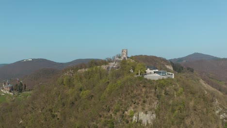 Drone---Aerial-shot-of-the-Drachenfels-with-castle-Drachenburg-Siebengebirge-near-Bonn---Königswinter-30p