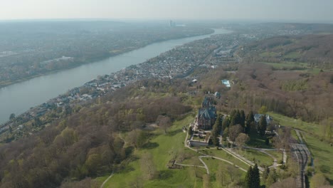 Drohne---Luftaufnahme-Von-Schloss-Drachenburg-Und-Dem-Rheinischen-Siebengebirge-Bei-Bonn---Königswinter-25p