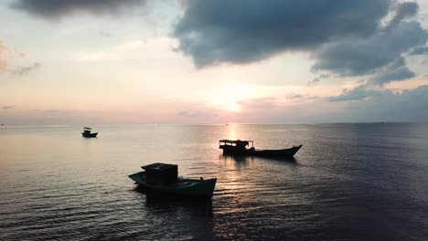 Die-Sonne-Geht-über-Dem-Meer-Von-Phu-Quoc---Vietnam-Auf