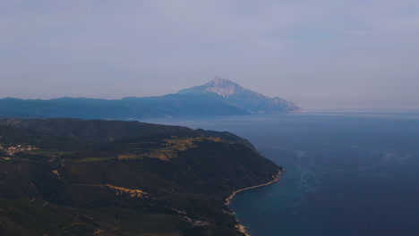 Luftaufnahmen-Vom-Berg-Athos-Auf-Chalkidiki