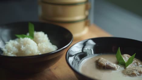 Asian-Cuisine,-sticky-rice-with-durian-in-coconut-milk
