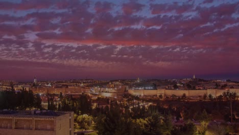 Der-Zeitraffer-Der-Altstadt-Von-Jerusalem-Von-Tag-Zu-Nacht-In-Israel