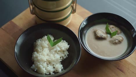 Asiatische-Küche,-Klebriger-Reis-Mit-Durian-In-Kokosmilch