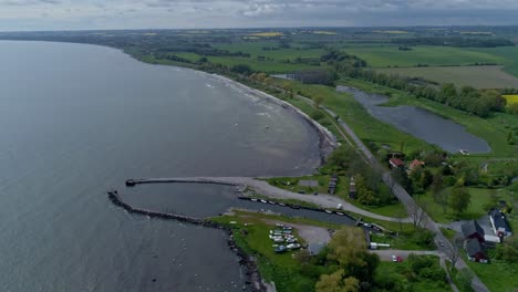 Panorama-Des-Hafens-Von-Horte-Und-Des-Grünen-Ackerlandes-An-Der-Südküste-Der-Provinz-Skane-In-Schweden