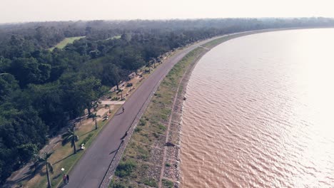 View-of-the-very-long-pedestrian-lane-of-Sukhana-Lake-in-Chandigarh