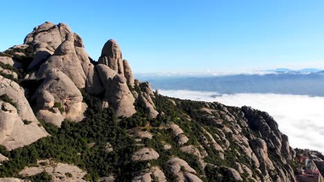 Luftbild:-Montserrat-Gebirge-Aus-Der-Luft