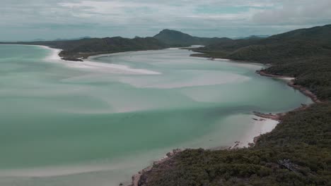 Whitehaven-Beach,-Hill-Inlet-And-National-Park-At-Whitsunday-Island-In-Queensland,-Australia