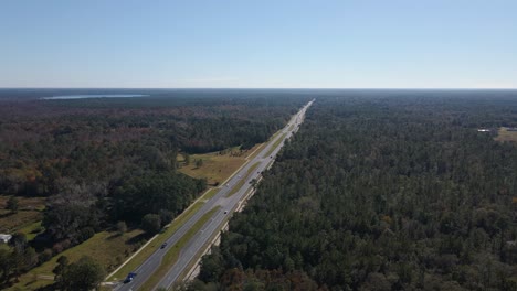 Aerial-drone-view-overlooking-traffic-on-U