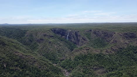 Girringun-National-Park-With-Lush-Tropical-Forest-And-Wallaman-Falls-in-QLD,-Australia