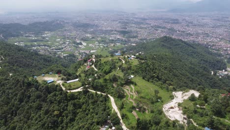 Luftaufnahme-Der-Hügel-Und-Des-Kathmandu-Tals-Im-Hintergrund