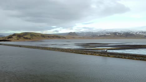 Carretera-Escénica-En-Islandia,-Hermoso-Paisaje-Natural-Panorama-Aéreo