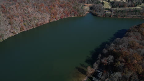 Aerial-View-of-Warriors-Path-State-Park-and-Fort-Patrick-Henry-Lake,-Tennessee,-USA-on-Sunny-Autumn-Day,-Drone-Shot